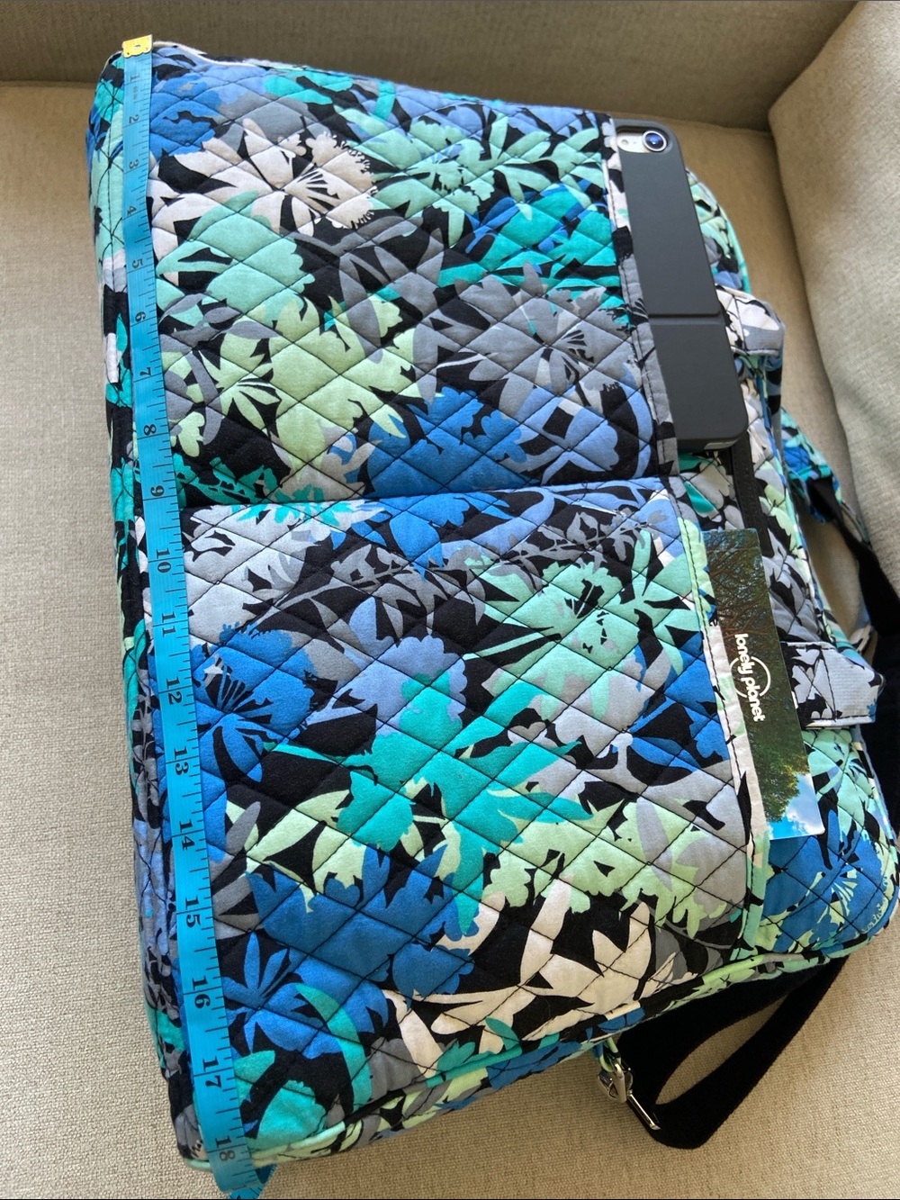 Sale! Vera Bradley Weekender Travel Bag in Camofloral (retired) w/Shoulder Strap - Picture 7 of 16